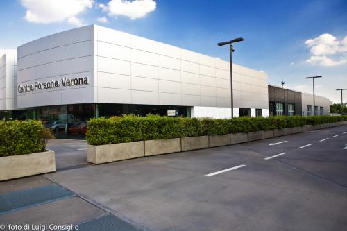 LUIGICONSIGLIO-FOTOGRAFO-giardini-Volkswagen-Vicentini-Verona-023